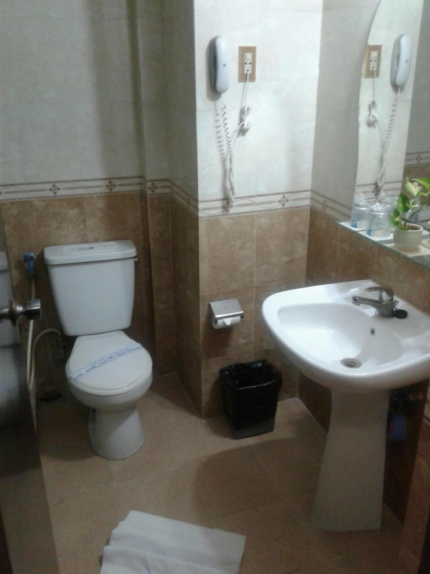 Hotel Merdeka Madiun Exterior foto